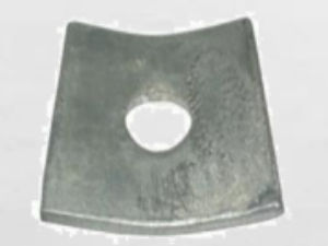 ARANDELA CUADRADA CURVA GALV 5/8”